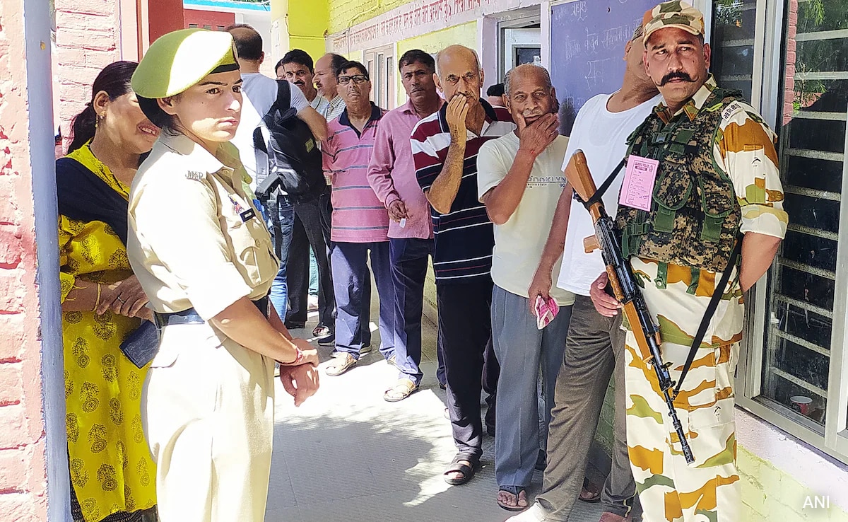 Lok Sabha Election 5th Phase Voting Live Updates: Polling Begins In 49 Seats Lok Sabha Election 5th Phase Voting Live Updates: Polling Begins In 49 Seats