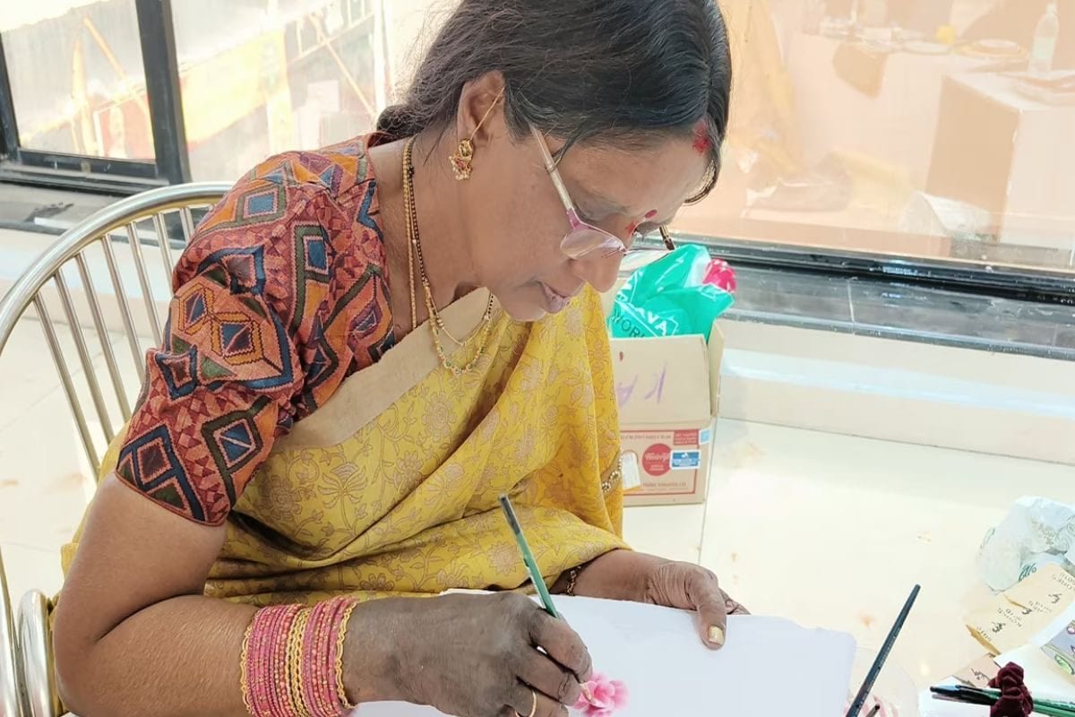 How Fabric Painting Business Can Help You Earn Lakhs How Fabric Painting Business Can Help You Earn Lakhs