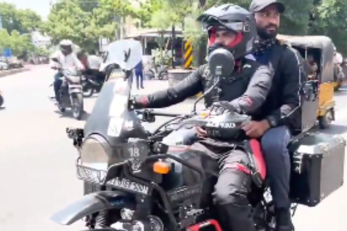 Telangana Man Travels 3000 Km On Bike From Adilabad To Ladakh In 18 Days