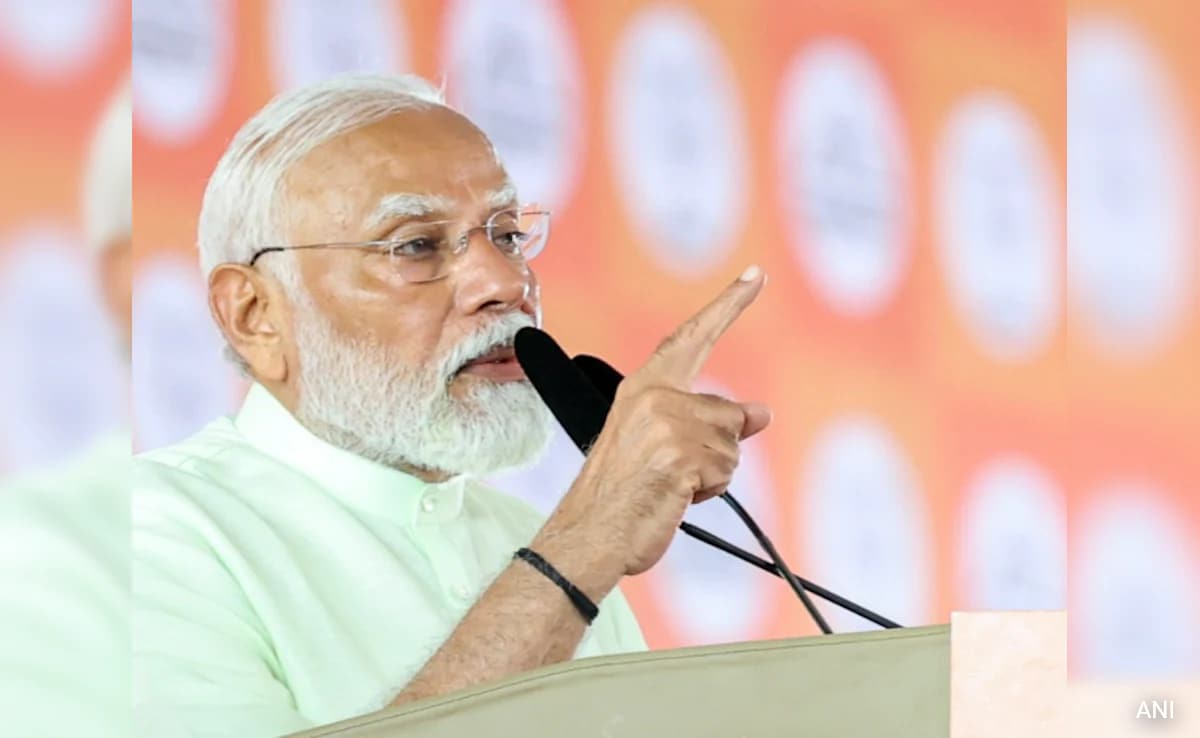“Congress’ Maoist Manifesto Eyeing Gold From Temples, Mangalsutra”: PM “Congress’ Maoist Manifesto Eyeing Gold From Temples, Mangalsutra”: PM