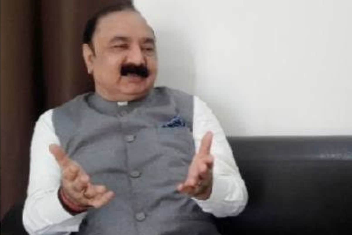 News18 Afternoon Digest: ‘Not Gandhi Family’s Servant’: Congress’ Amethi Candidate KL Sharma Reacts To BJP’s ‘Peon’ Dig & Other Top Stories News18 Afternoon Digest: ‘Not Gandhi Family’s Servant’: Congress’ Amethi Candidate KL Sharma Reacts To BJP’s ‘Peon’ Dig & Other Top Stories