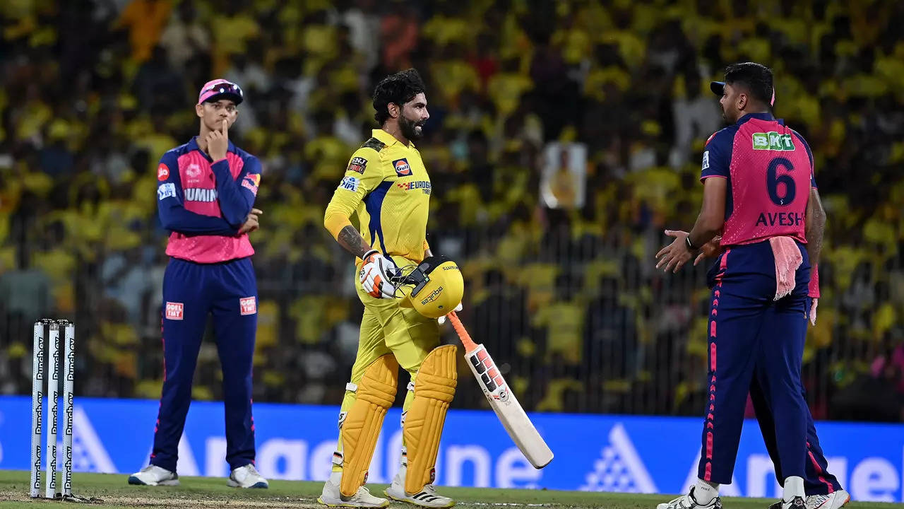 Ravindra Jadeja given out obstructing the field Ravindra Jadeja given out obstructing the field