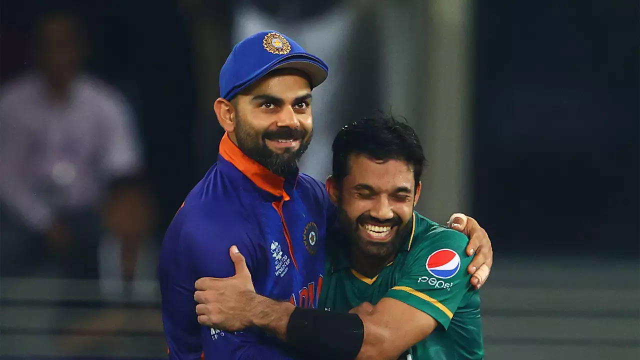 Pak batter Rizwan’s honest take on Virat warms hearts Pak batter Rizwan’s honest take on Virat warms hearts