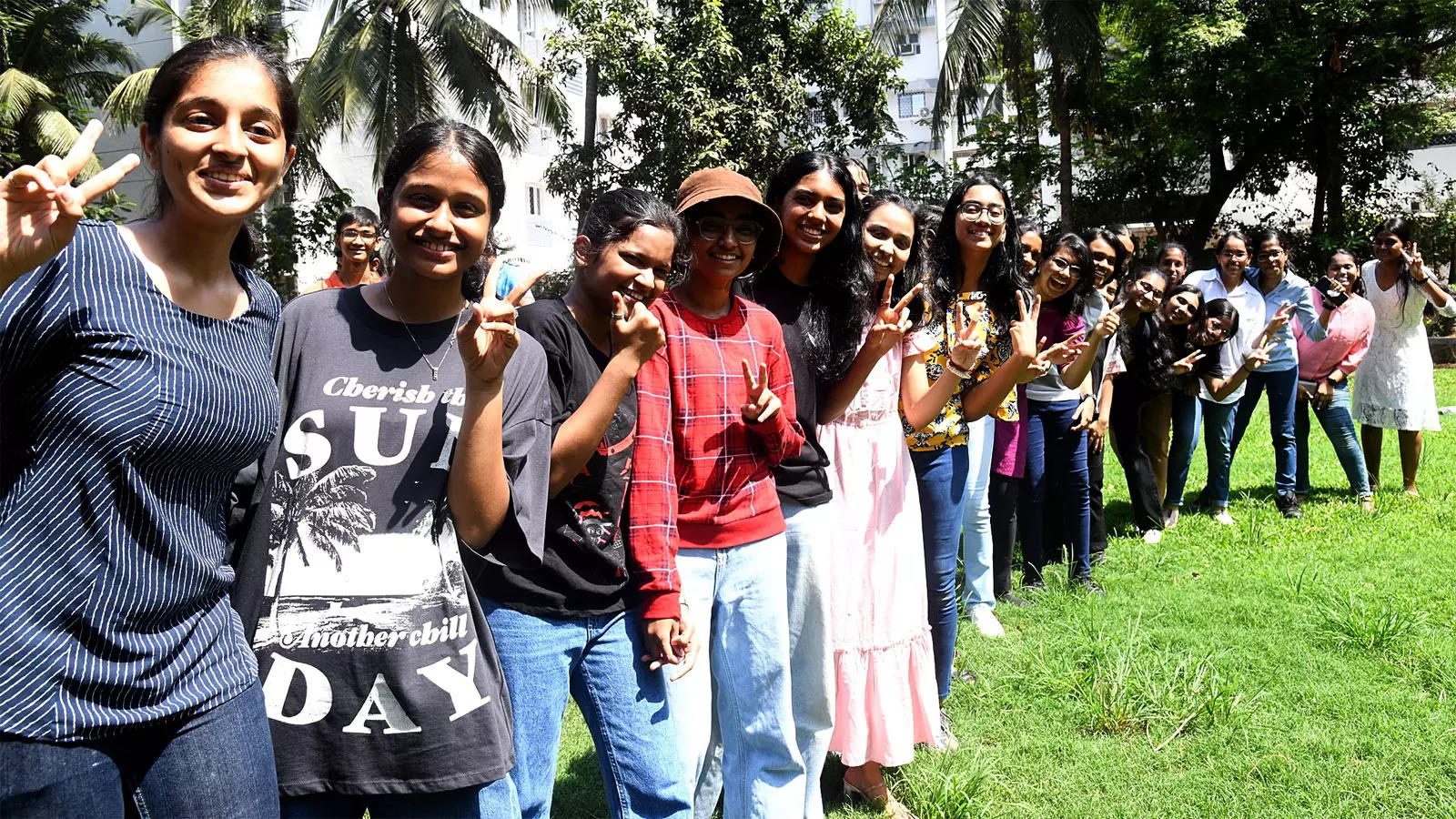 CBSE class 10 board exam results; girls outshine boys by 2.04%