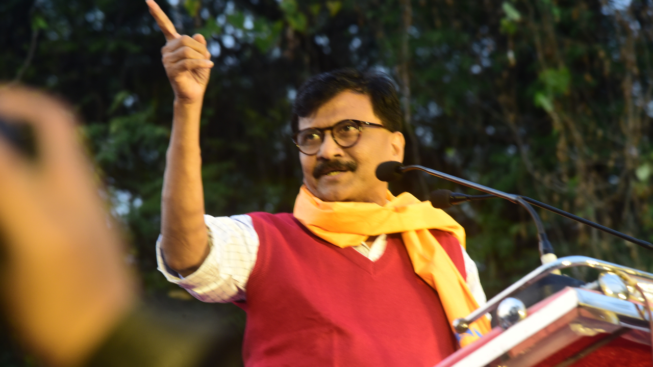 Fadnavis, Shah tried to work for Gadkari’s defeat, claims Raut