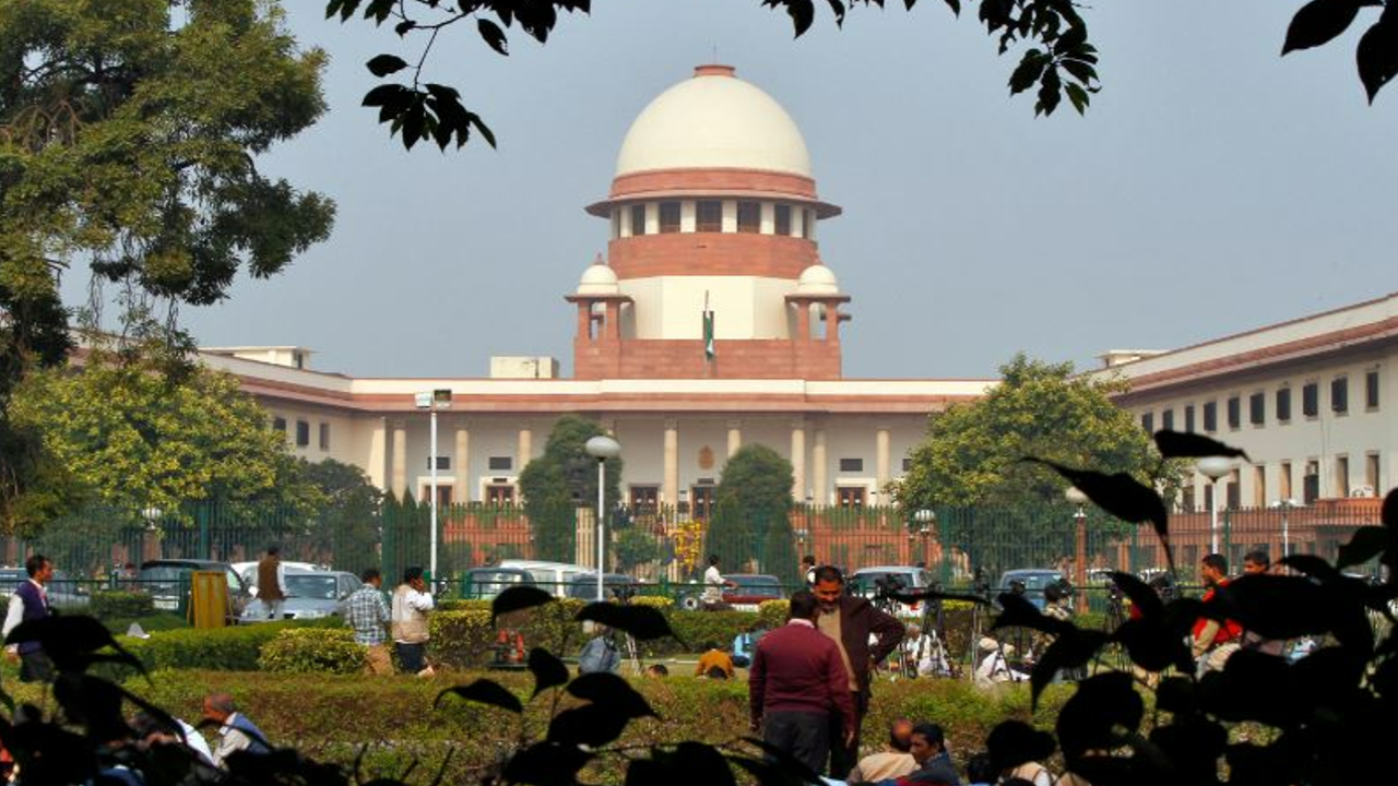 SC rejects BJP’s plea against HC order barring anti-TMC ads