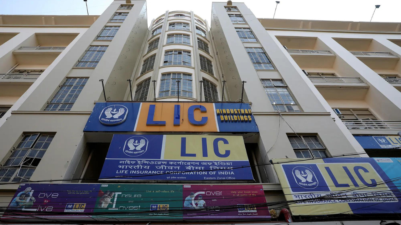 LIC mulls entering health insurance, explores acquisition opportunities