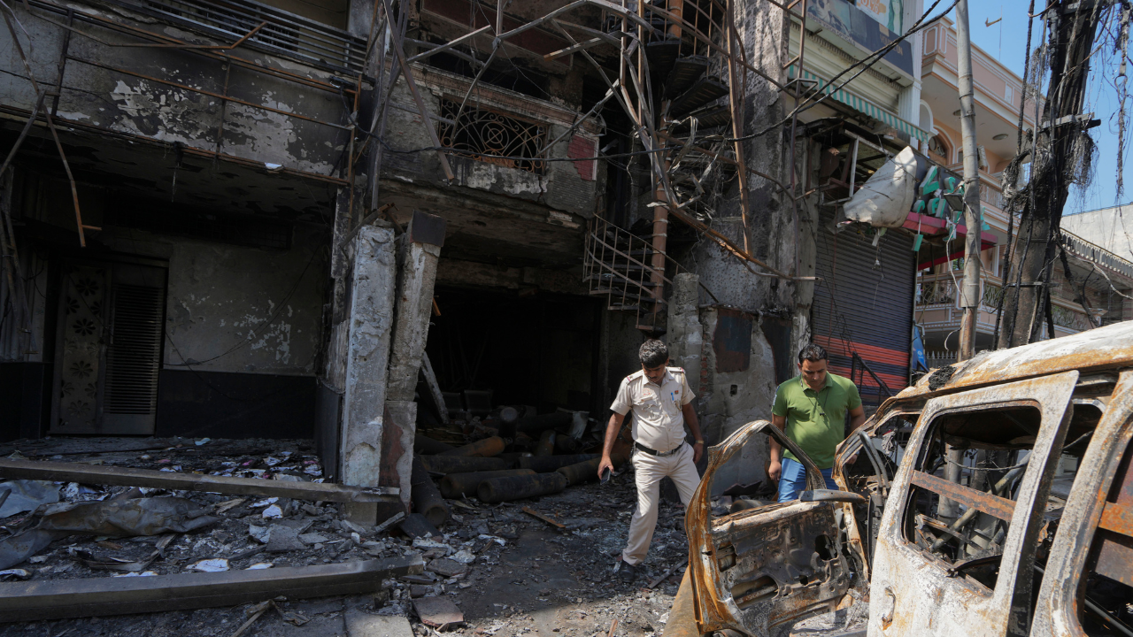 Delhi hospital fire: LG says ‘authorities not serious’, orders probe