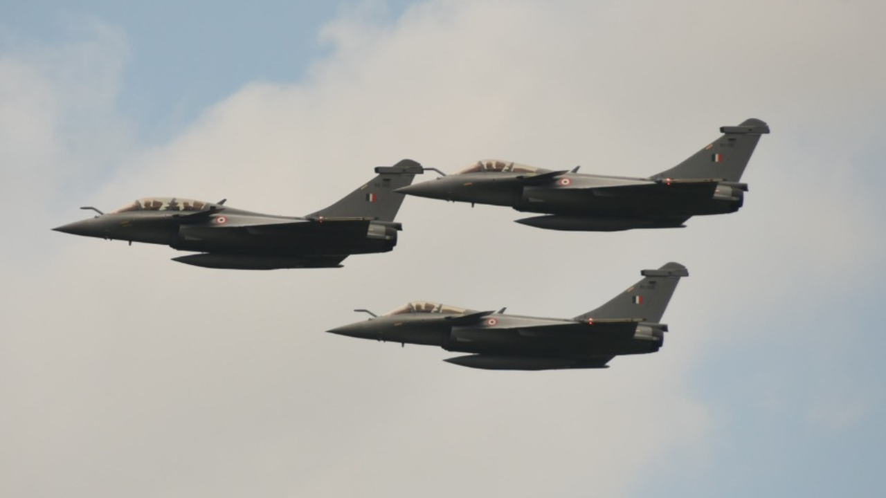India, France to begin contract negotiations for 26 Rafale-Marine jets