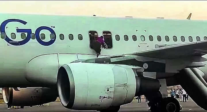 What was ‘bomb@5.30’ found inside IndiGo aircraft?