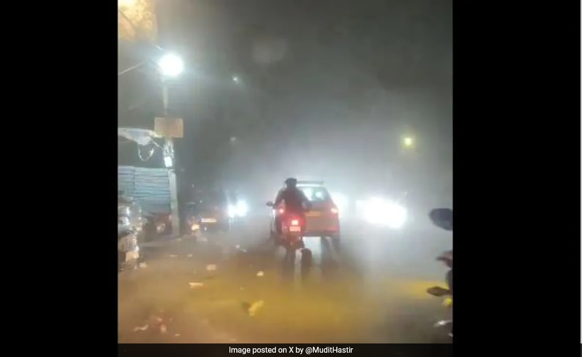 Huge Dust, Thunderstorm In Delhi After Days Of Scorching Heat
