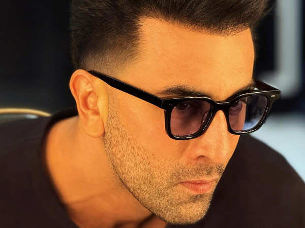 Ranbir Kapoors new haircut goes viral online