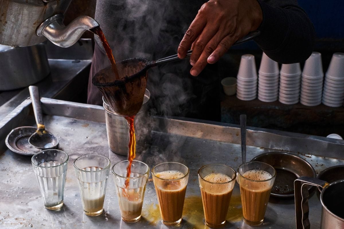 Taking Tea & Coffee With Meals? Unaware of Coconut Water Being Risky? ICMR’s New Dietary Guidelines Debunk Myths