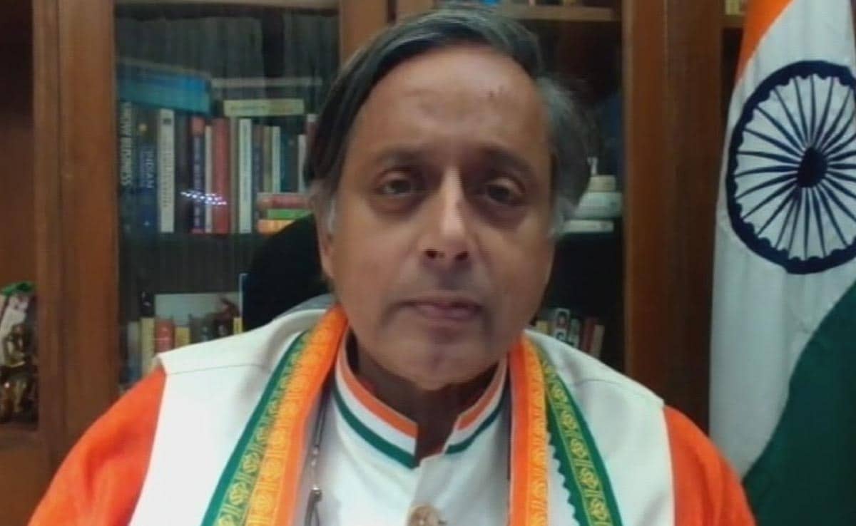 Emergency May Have Been Undemocratic, Not Unconstitutional: Shashi Tharoor