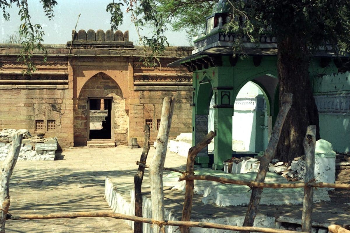 Lord Vishnu Statue Found In Northeastern Part Of Bhojshala Temple In Madhya Pradesh’s Dhar
