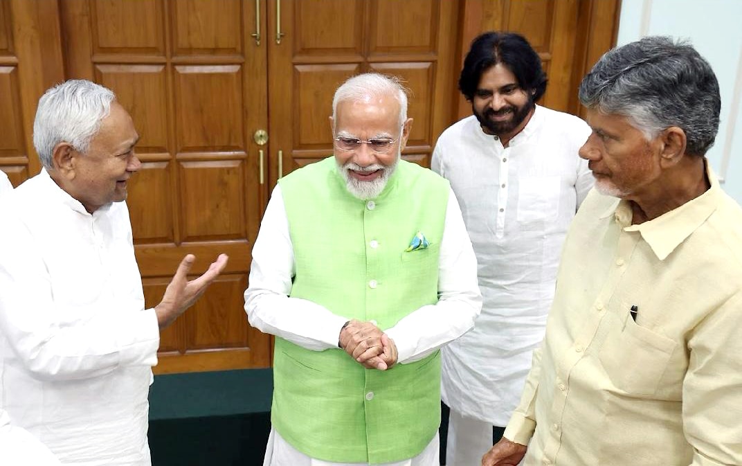BJP Short Of Majority, Chandrababu Naidu, Nitish Kumar Dictate Terms