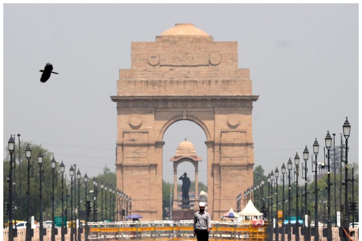 Delhi Records 42.8 Max Temp, Exceeds Normal By 2 Degrees