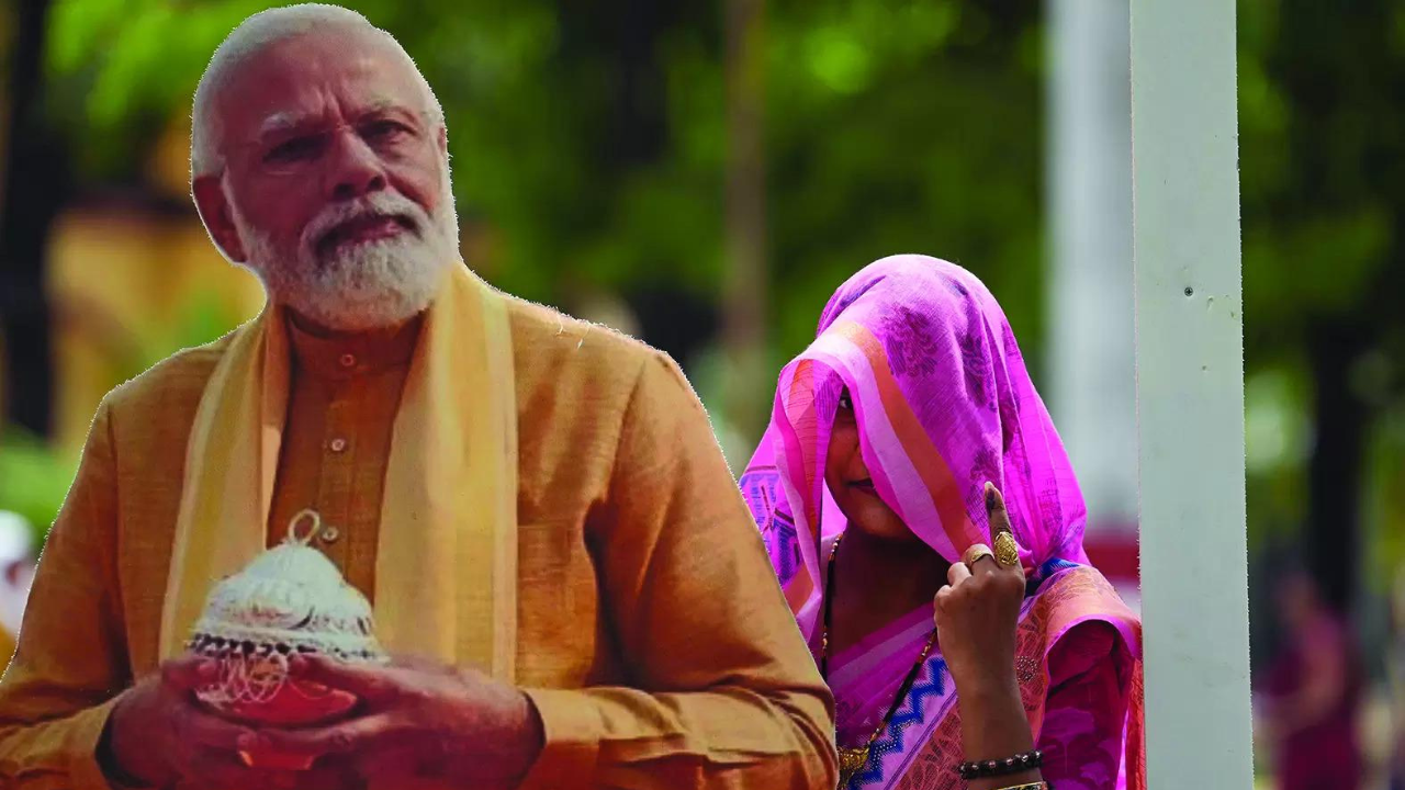 In Maharashtra, local pollsters singing different tune to national ones