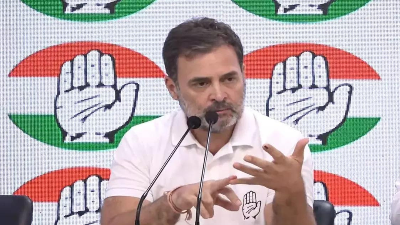 ‘Govt family’: Rahul Gandhi’s jab at PM Modi over ‘nepotism’