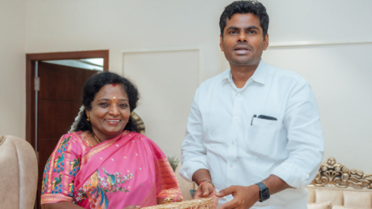Annamalai, Tamilisai pose together for photo amid rift rumors
