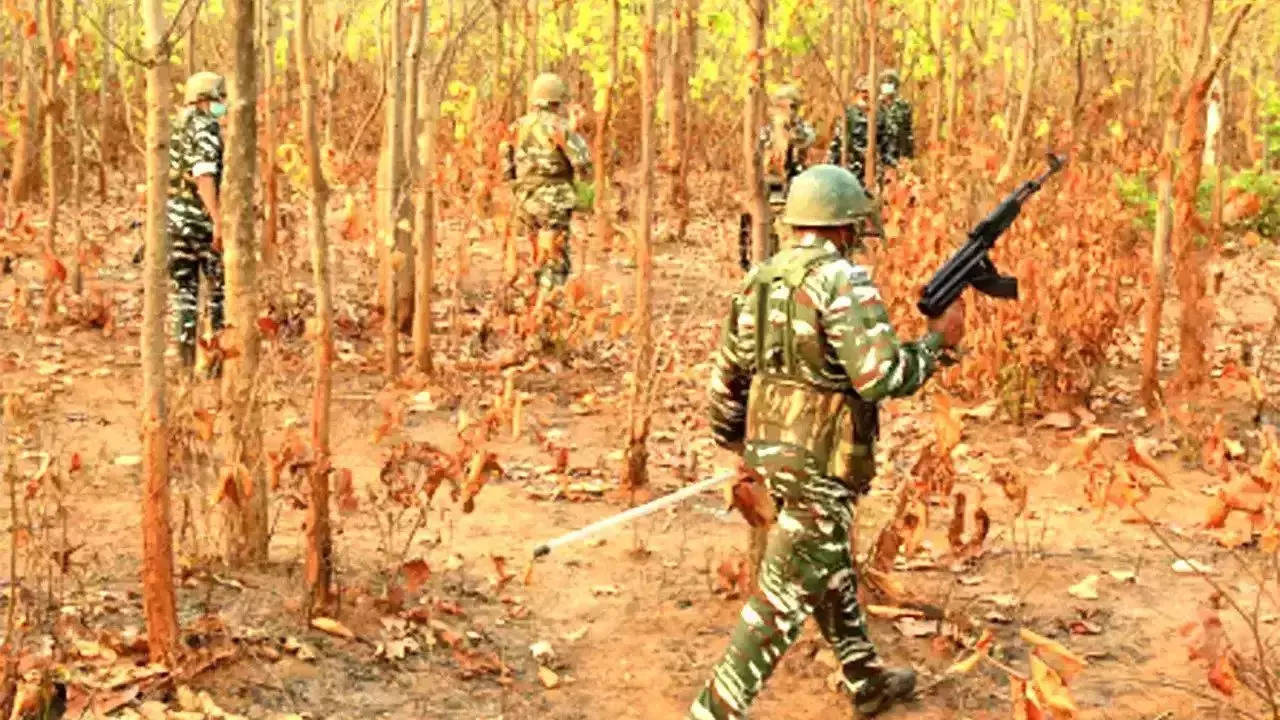 8 Naxalites, 1 soldier killed in encounter in Chhattisgarh