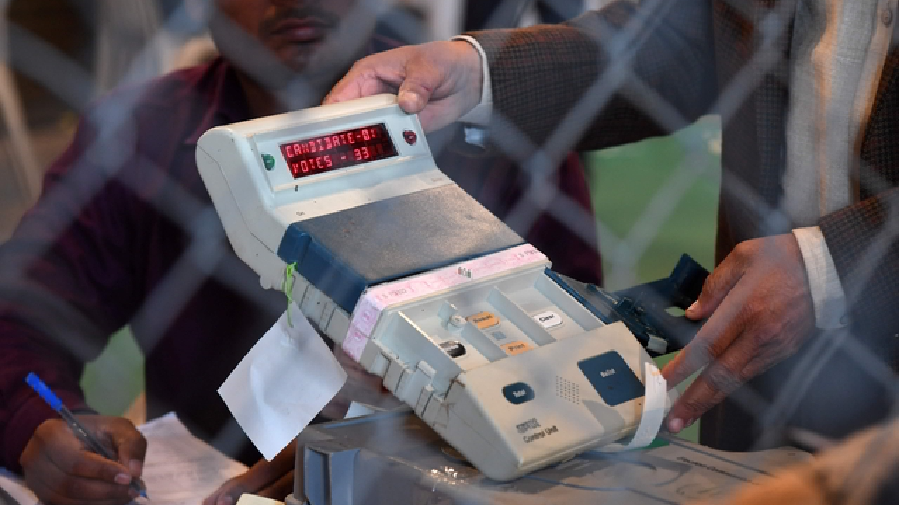 ‘Indian EVMs not connected to internet like those in US’: EC
