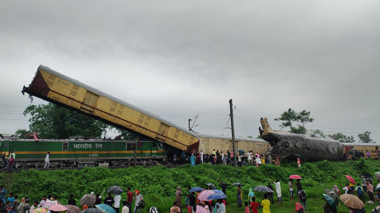 ‘Felt like earthquake’: Bengal train passengers recount horror