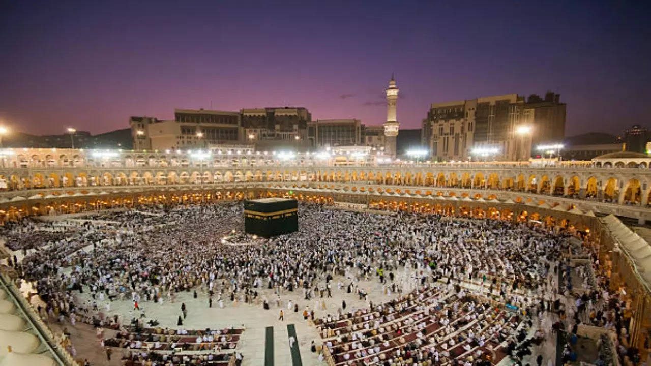 98 Indian Hajj pilgrims died in Mecca: MEA