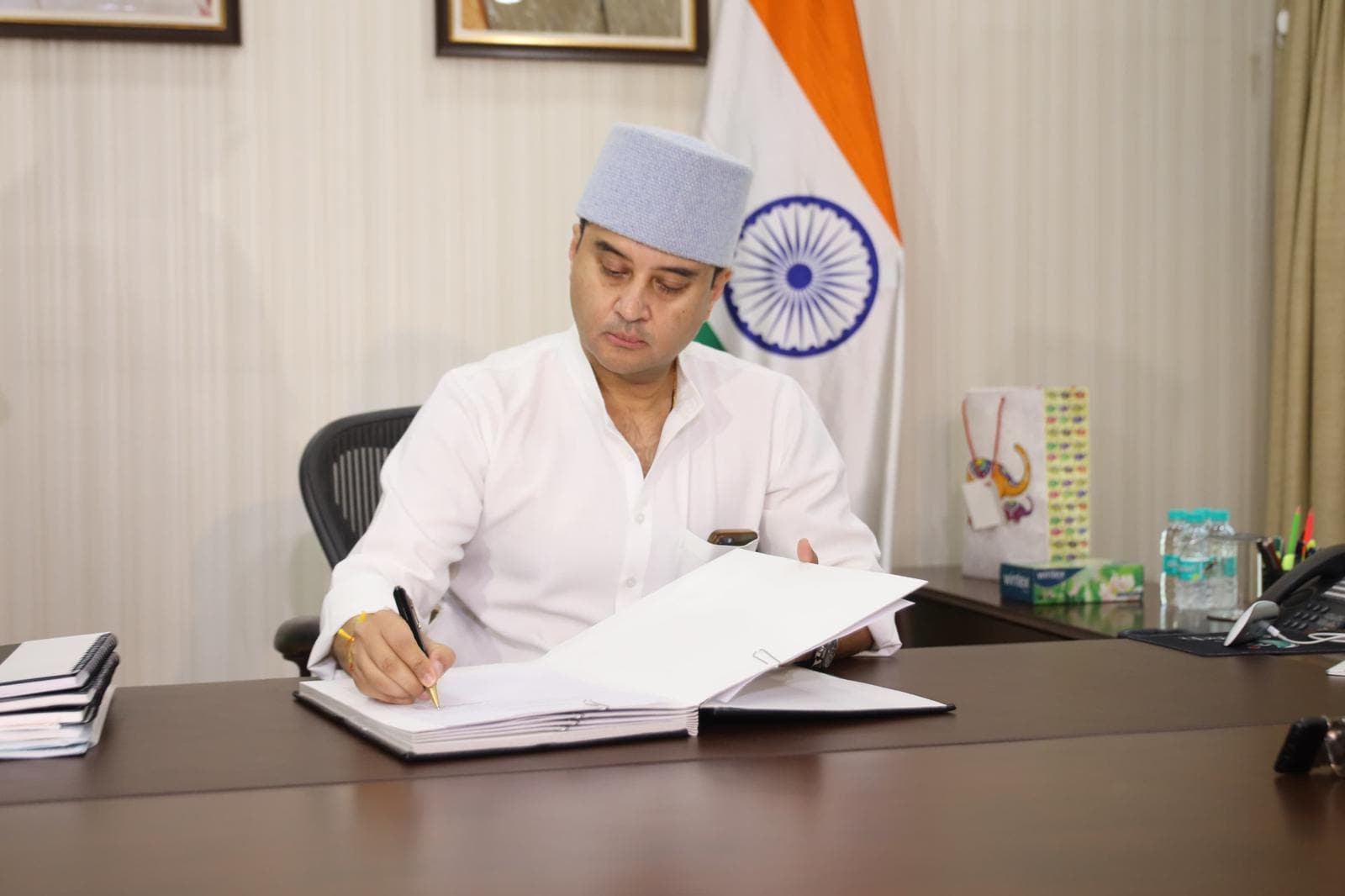 J Scindia Takes Communications Charge In Modi 3.0, With A UPA-1 Throwback