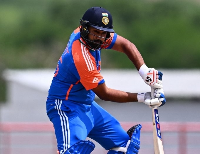 T20 WC Live: Rohit Registers Huge World Record, Australia Under Pressure