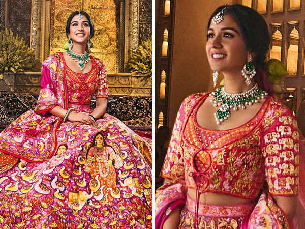 PHOTOS: Radhika Merchantâs first look as Mrs. Ambani is simply gorgeous
