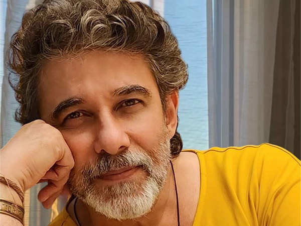 Deepak Tijori creates a heartfelt tribute for Sanjeev Kumarâs birthday