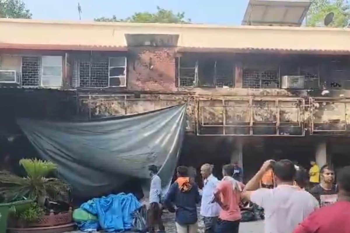 Delhi: Fire Breaks Out At Veg Gulati Restaurant Near India Gate, None Injured