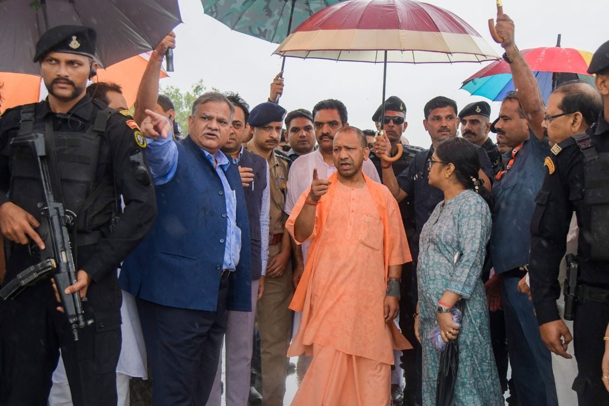 News18 Evening Digest: CM Adityanath Announces Judicial Inquiry Into Hathras Tragedy And Other Top Stories