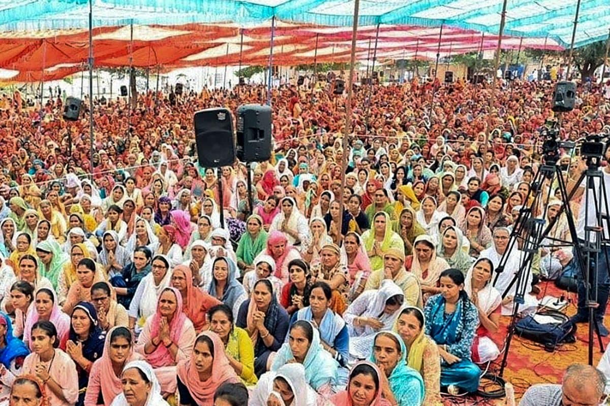 Police Say Sevadars Ran Away As Hathras Stampede Broke Out, Six Arrested But Main Accused Absconding