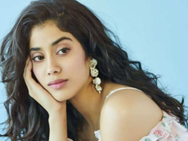 Janhvi Kapoorâs songs that will keep you glued to your screens