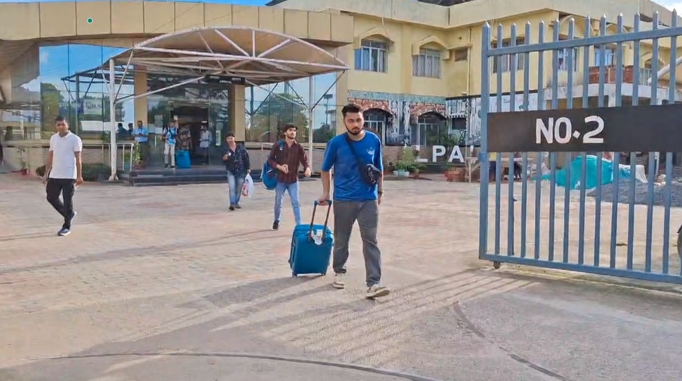 Over 300 Indian Students Return Home As 64 Bangladeshis Killed In Protests