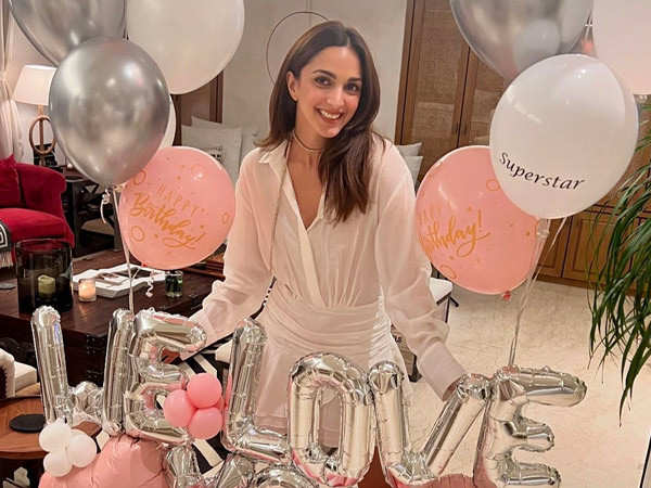 Sidharth Malhotraâs birthday wish for wife Kiara Advani spells love