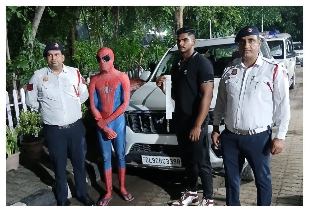 ‘Spiderman’ Spotted Riding On Car’s Bonnet in Delhi’s Dwarka, Police Takes Action