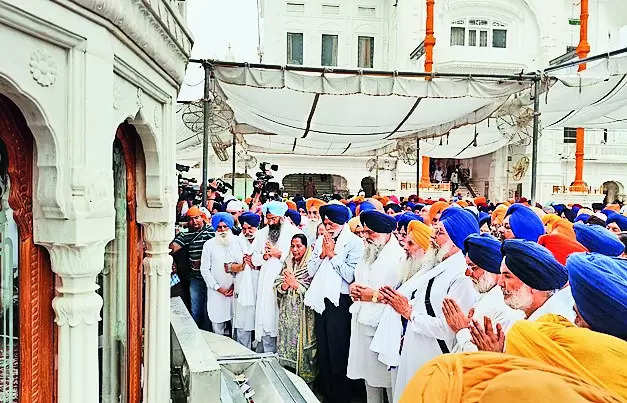 SAD rebels apologise at Akal Takht for Akali rule ‘mistakes’