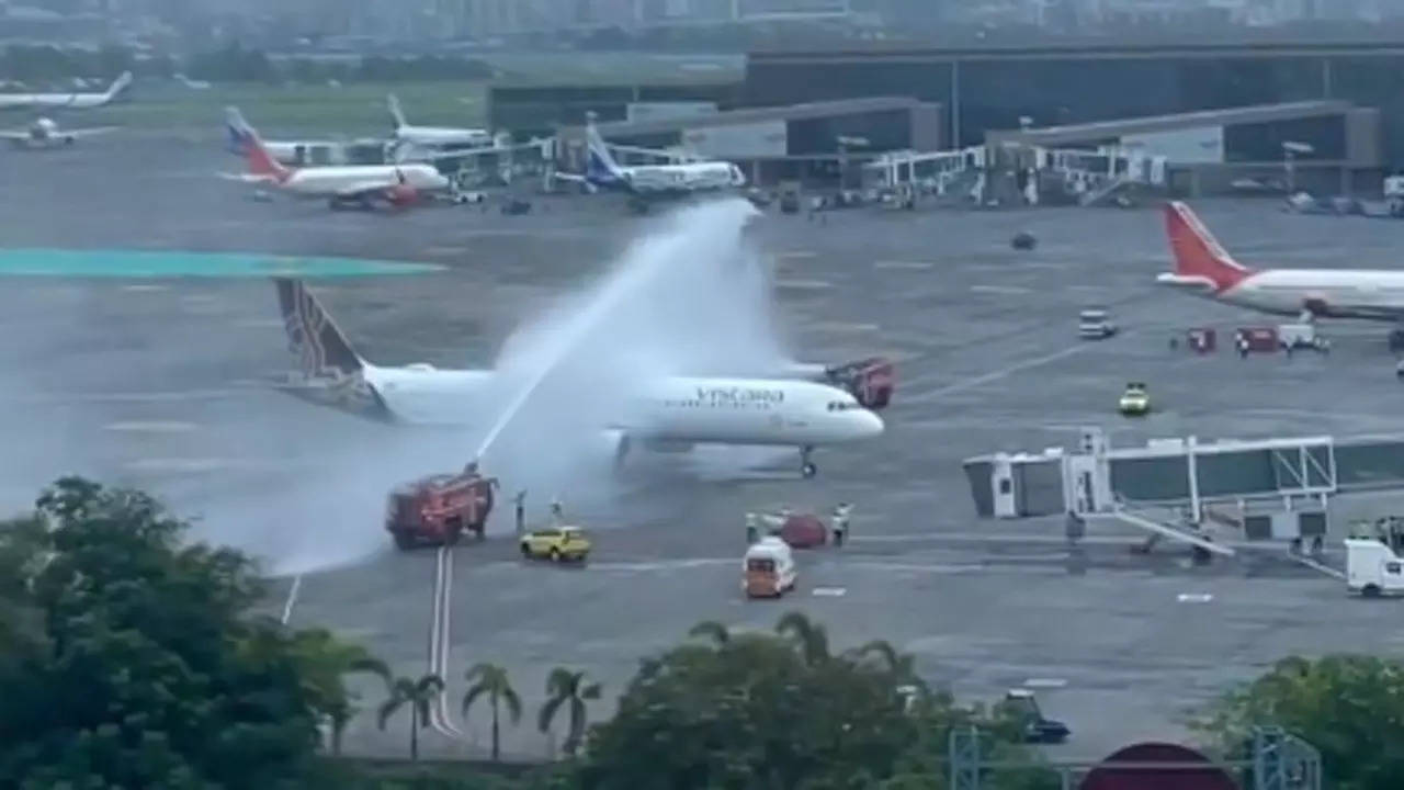 Watch: Team India’s flight gets a water cannon salute