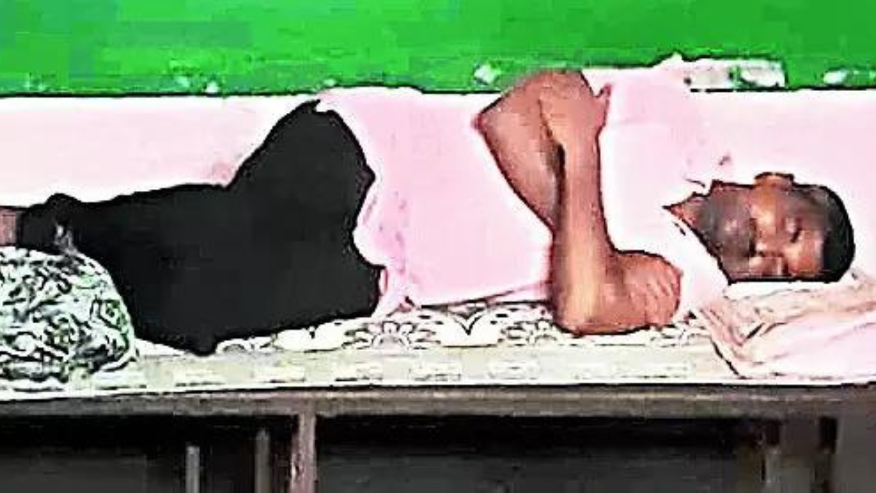 ‘Ghostbuster’ teacher sleeps in class at night to bust haunted room myth