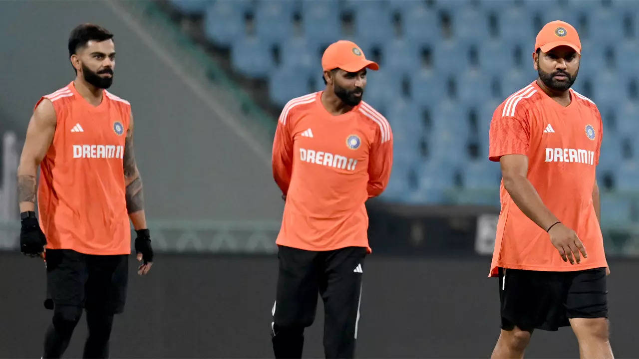 ‘Should have…’: Vaughan takes a sly dig at Virat, Rohit, Jadeja