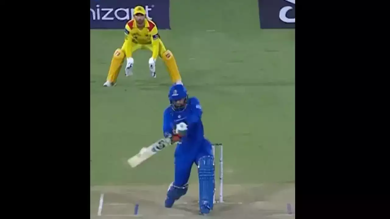 Watch: A never-before horizontal-bat ‘helicopter shot’