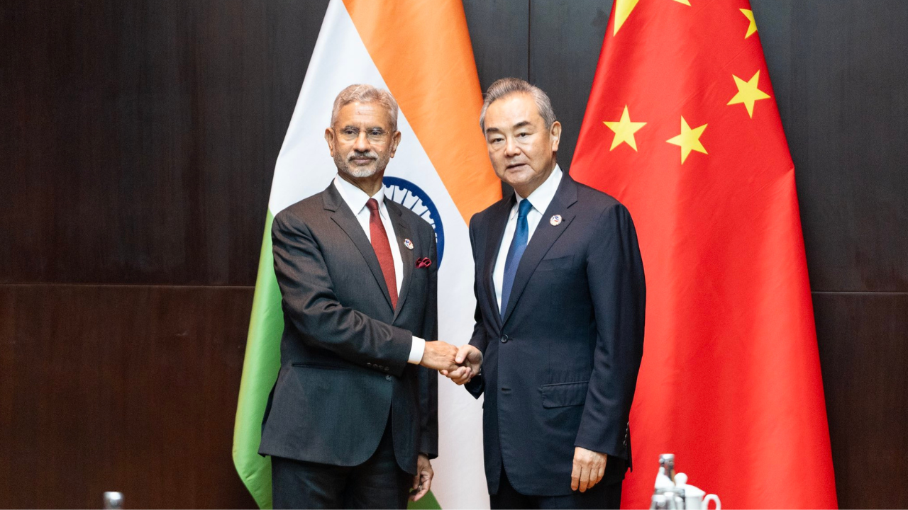 ‘State of border … ‘ EAM meets Chinese counterpart, sends stern message on LAC