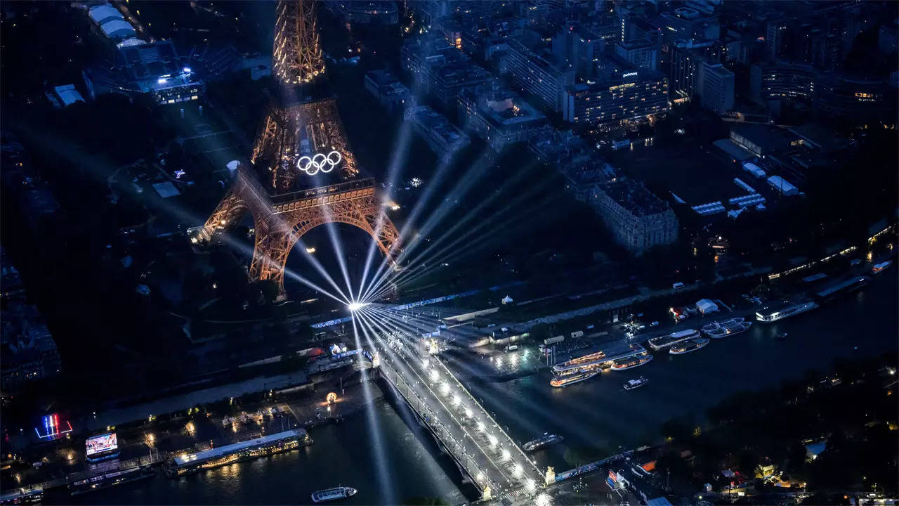 France dazzles world with colourful, vibrant Olympics opening ceremony