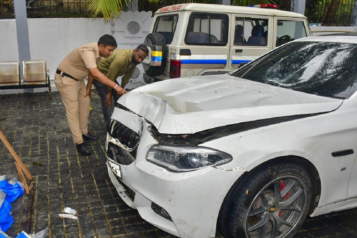 BMW Crash: Mumbai Police Form Six Teams to Nab 24-yr-old
