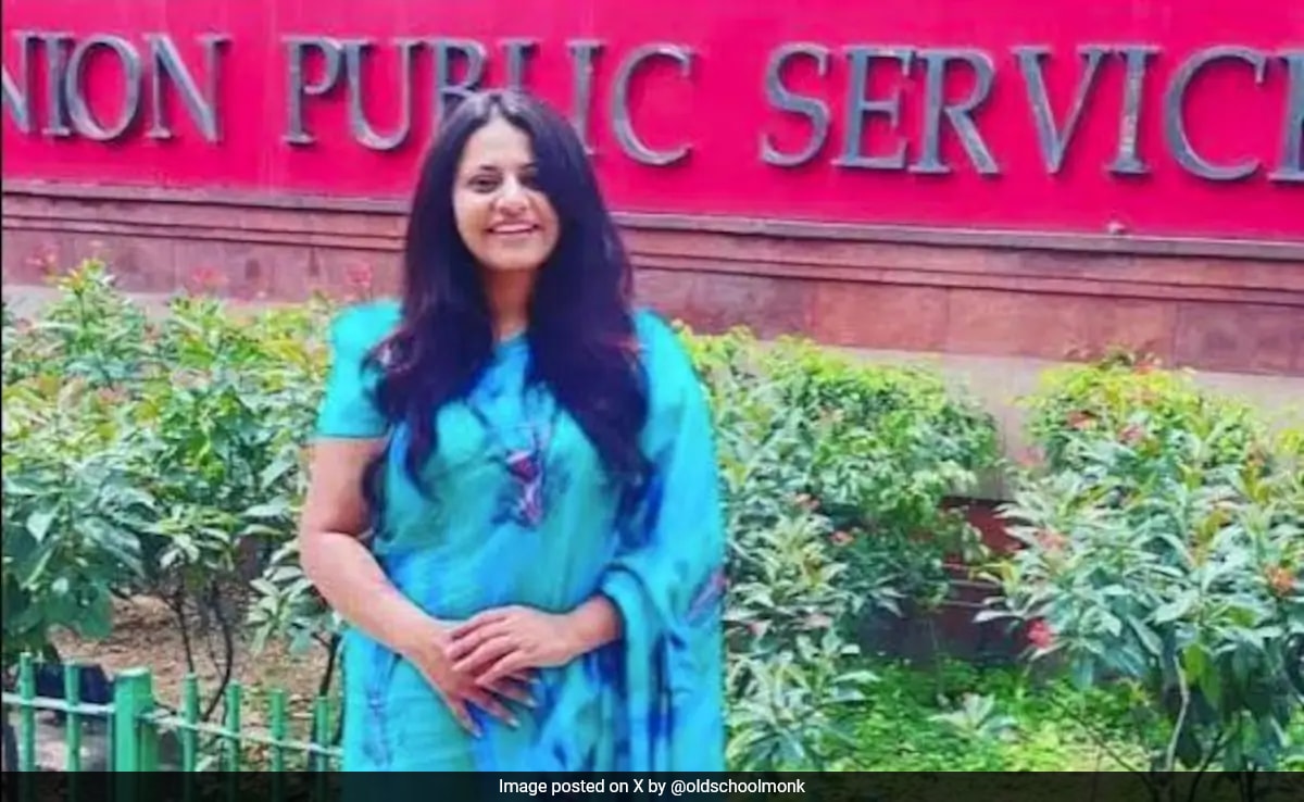 Trainee IAS Officer, Who Used Siren On Private Car, Claimed Mental Disability
