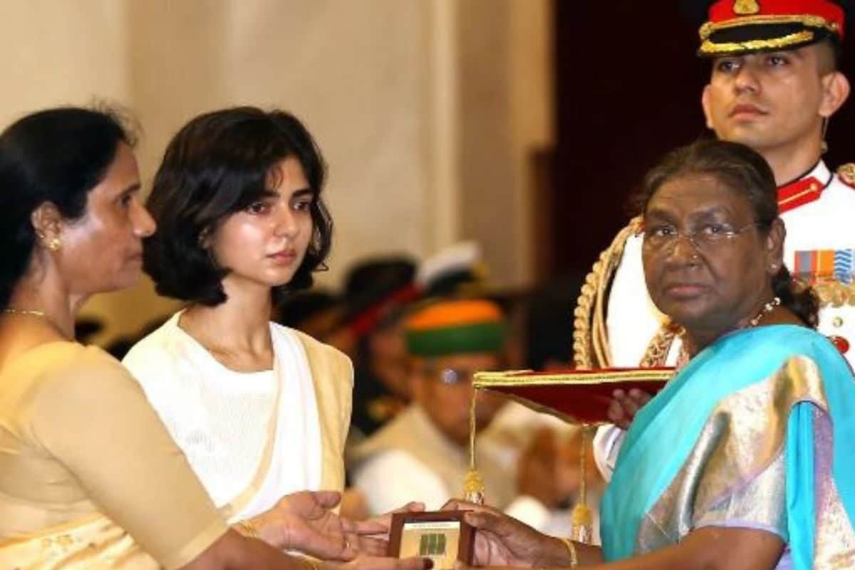 NCW Urges Delhi Police to Take Action Against Man for Comments Targeting Kirti Chakra Awardee’s Widow