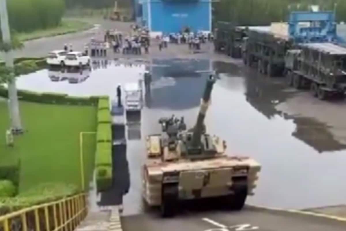 India Carries Out Initial Trials Of Indigenous Light Tank ‘Zorawar’ | Watch